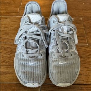 Nike lebron witness 6 team basketball shoes